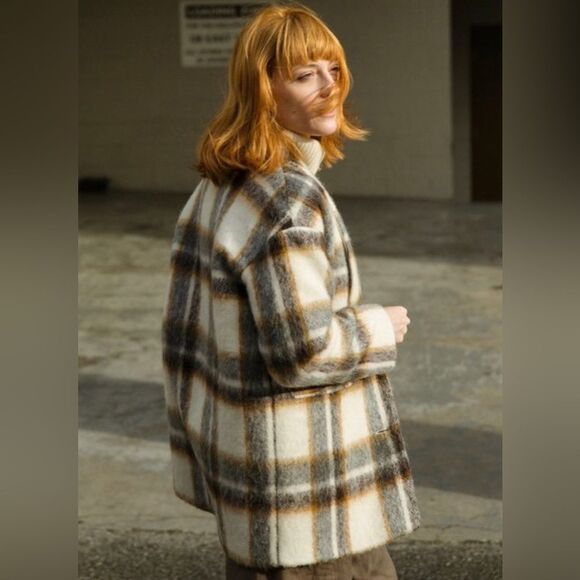Beautiful la petite François Wool Blend Checkered Plaid Coat Size 38 Paris - Picture 16 of 16
